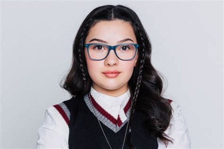 Gabriella Uhl Wiki, Age, Height, Parents, Net Worth & More