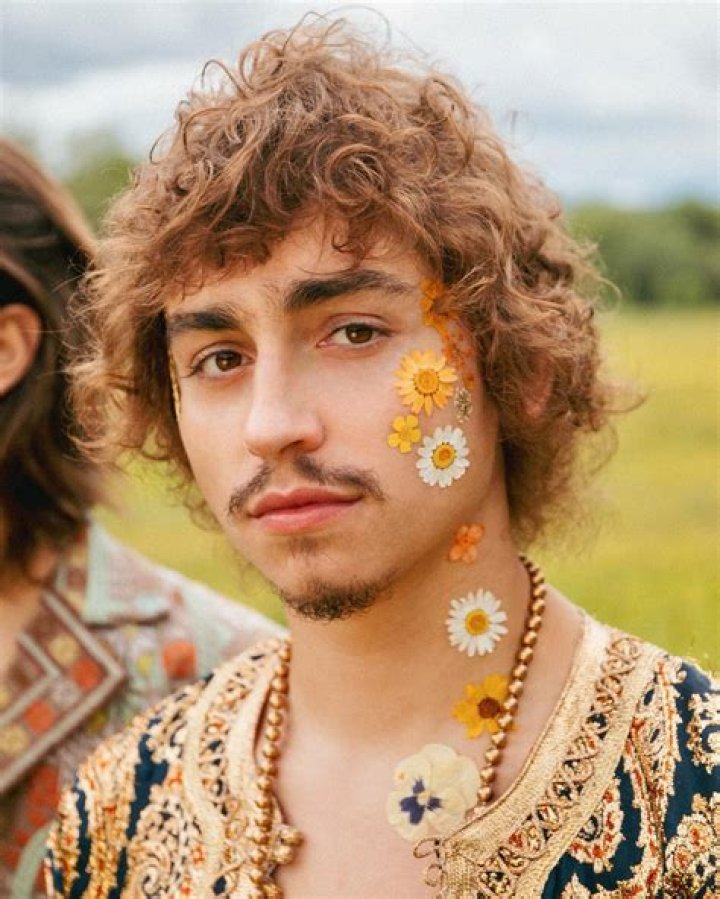 Josh Kiszka [Musician] Wiki, Girlfriend, Net Worth, Height & More