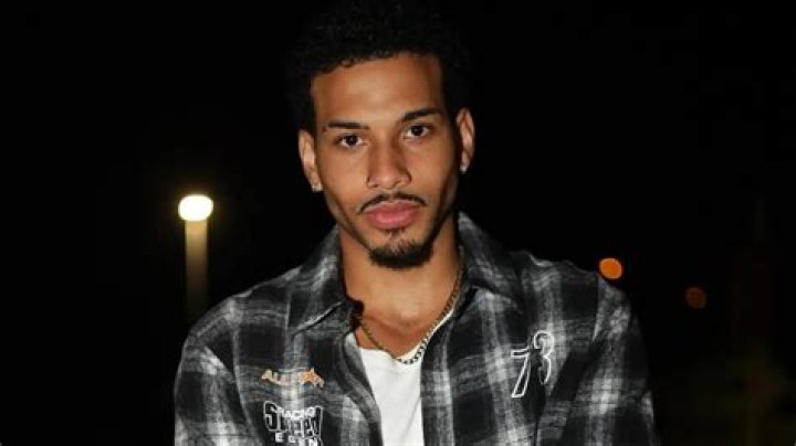 Louis Russell Wiki, Age, Girlfriend, Parents, Height & More