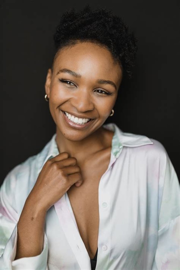 Noxolo Dlamini Wiki, Age, Birthday, Boyfriend, Net Worth & More